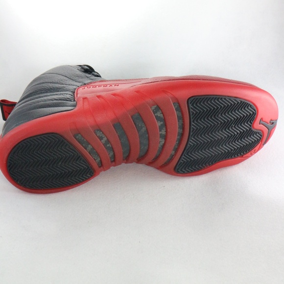 SOLD! AIR JORDAN 12 Retro Flu Game (2016) Sneakers - Picture 8 of 8